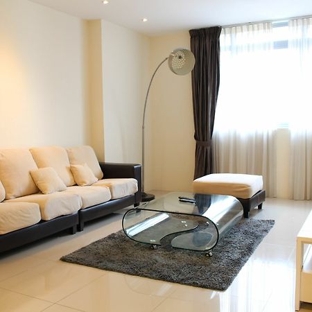 קואלה לומפור Peaceful Service Suite At Taragon Putri Bintang מראה חיצוני תמונה