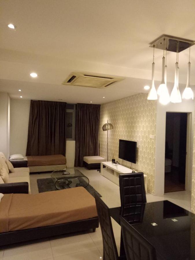 קואלה לומפור Peaceful Service Suite At Taragon Putri Bintang מראה חיצוני תמונה